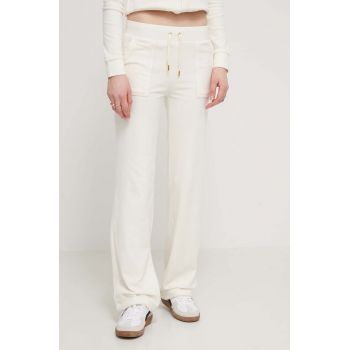 Juicy Couture pantaloni de trening din velur culoarea bej, neted