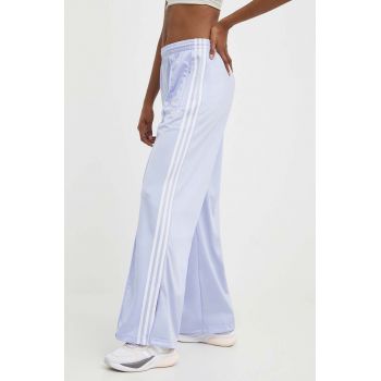 adidas Originals pantaloni de trening culoarea violet, cu imprimeu, IP0643