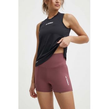 adidas TERREX pantaloni scurti sport Multi femei, culoarea bordo, neted, high waist, IP6872