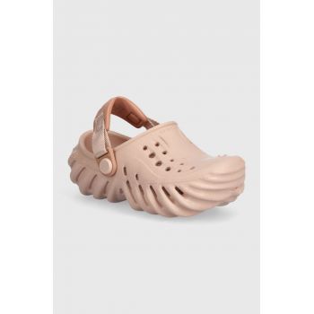 Crocs slapi copii ECHO CLOG culoarea roz