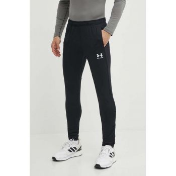 Under Armour pantaloni de antrenament Challenger culoarea negru, neted