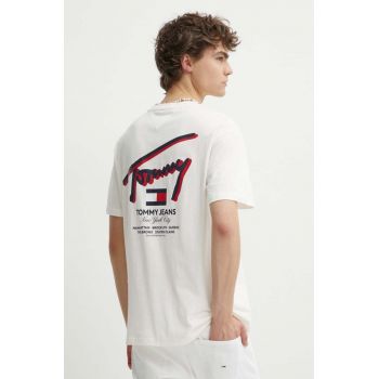 Tommy Jeans tricou din bumbac bărbați, culoarea bej, cu imprimeu DM0DM18574