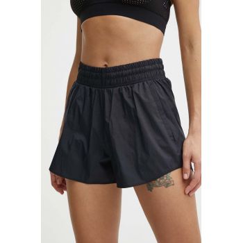 Under Armour pantaloni scurți de antrenament Flex culoarea negru, neted, high waist