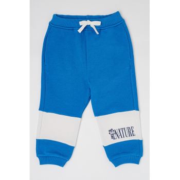 Pantaloni de trening din bumbac cu imprimeu discret