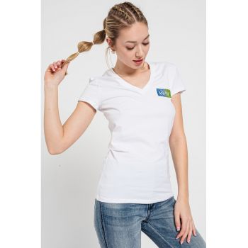 Tricou slim fit cu decolteu in V