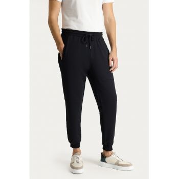 Pantaloni de trening slim fit