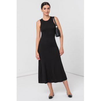 Rochie midi evazata