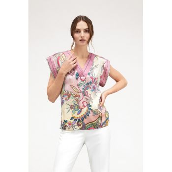 Bluza cu model floral - decolteu in V si maneci late