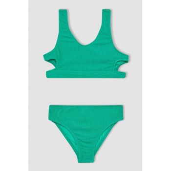 Costum de baie cu aspect texturat