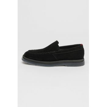 Pantofi loafer uni de piele intoarsa