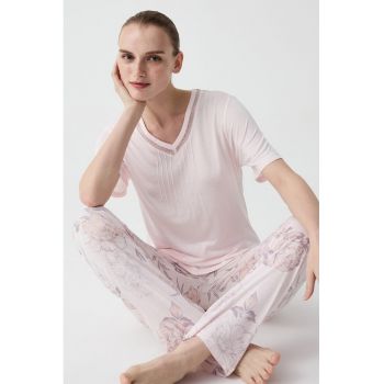 Pijama cu pantaloni cu imprimeu floral la reducere