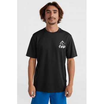 Tricou relaxed fit cu decolteu la baza gatului si imprimeu logo