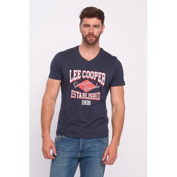 Tricou cu decolteu in V si imprimeu logo