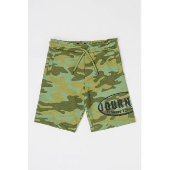 Pantaloni scurti de bumbac cu model camuflaj