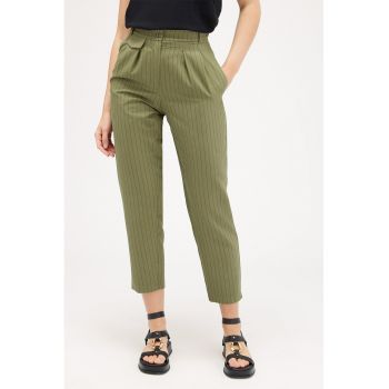 Pantaloni crop cu dungi