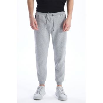 Pantaloni de trening cu snur de ajustare in talie