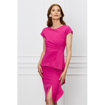 Rochie fucsia cu peplum si volan pe fusta