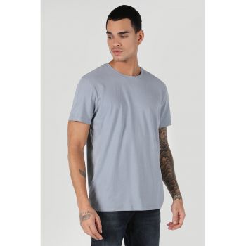 Tricou regular fit cu decolteu la baza gatului