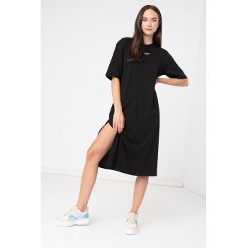 Rochie-tricou cu slit lateral