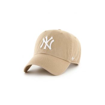 47 brand șapcă de baseball din bumbac MLB New York Yankees culoarea bej, cu imprimeu, B-NLRGW17GWS-KHD de firma originala