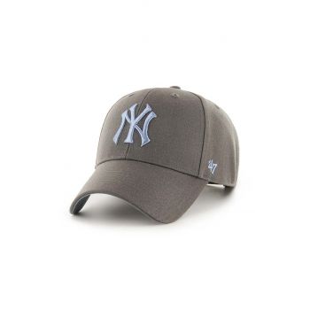 47 brand șapcă de baseball din bumbac MLB New York Yankees culoarea gri, cu imprimeu, BCPTN-SUMVP17WBP-GH01 de firma originala