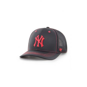 47 brand sapca MLB New York Yankees culoarea negru, cu imprimeu, B-XRAYD17BBP-BK de firma originala