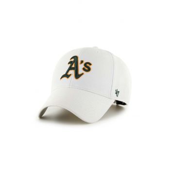 47 brand sapca MLB Oakland Athletics culoarea alb, cu imprimeu, B-MVP18WBV-WHA de firma originala
