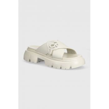 Karl Lagerfeld slapi de piele SUN TREKKA femei, culoarea bej, cu platforma, KL83504