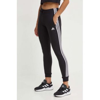 adidas pantaloni de trening Essentials culoarea negru, cu imprimeu, HZ5753