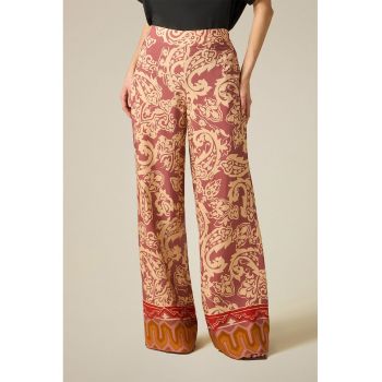 Pantaloni cu croiala ampla si imprimeu paisley