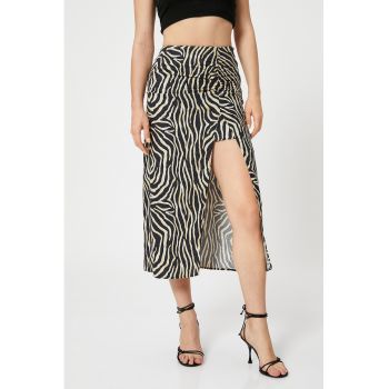 Fusta midi cu model zebra