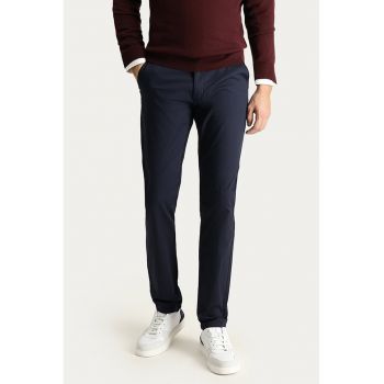 Pantaloni chino slim fit