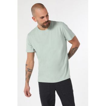 Tricou regular fit cu decolteu la baza gatului