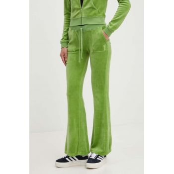 Juicy Couture pantaloni de trening din velur CAISA culoarea verde, neted, JCSEBJ008
