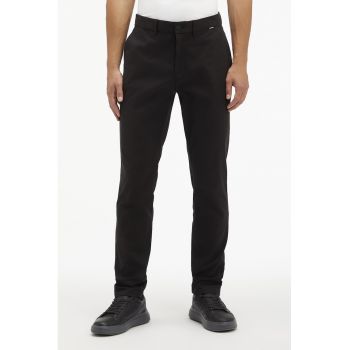 Pantaloni chino slim fit