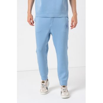 Pantaloni de trening cu logo Hadiko