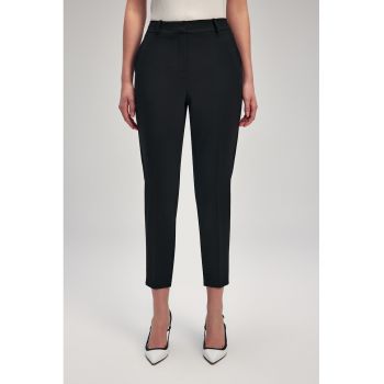 Pantaloni crop conici