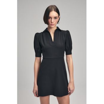 Rochie mini cu croiala in A