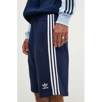 adidas Originals pantaloni scurti din bumbac 3-Stripes culoarea albastru marin, IM9424