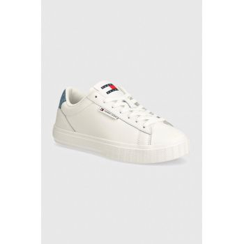 Tommy Jeans sneakers din piele TJW CUPSOLE SNEAKER DENIM culoarea alb, EN0EN02652