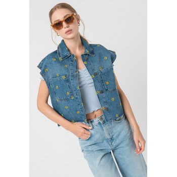 Jacheta de denim cu broderie florala