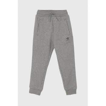 adidas Originals pantaloni de trening pentru copii PANTS culoarea gri, melanj, IX5297