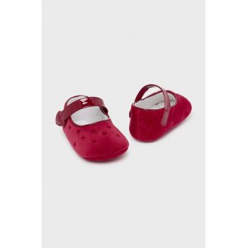 Mayoral Newborn pantofi pentru bebelusi culoarea rosu, 9794