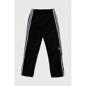 adidas Originals pantaloni de trening pentru copii ADI BREAK P culoarea negru, cu imprimeu, IY9773