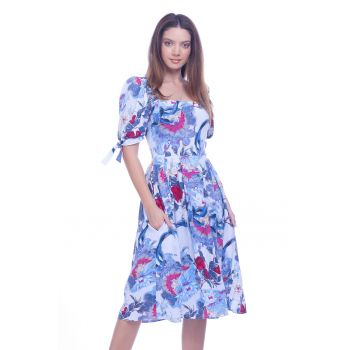 Rochie cu model floral si buzunare laterale