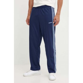 adidas Originals pantaloni de trening culoarea albastru marin, cu imprimeu, IW3231