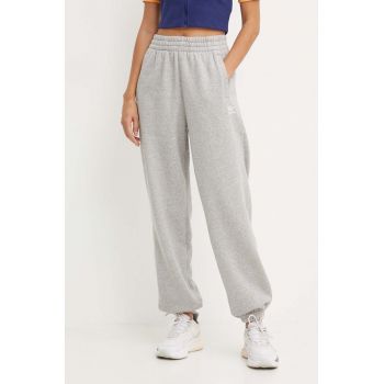 adidas Originals pantaloni de trening culoarea gri, melanj, IY9638