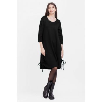 Rochie A line , din tricot, cu sireturi laterale, neagra