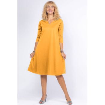 Rochie uni galbena A line midi, cu decolteu traditional