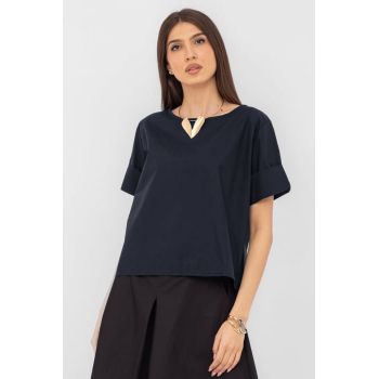 Bluza din poplin satinat de bumbac  cu nasturi pe spate, bleumarin